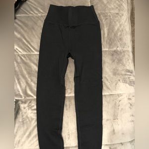 Sculptknit by Fabletics- Black- Size (M)